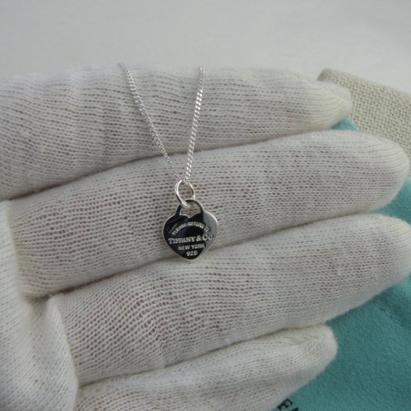 New Return to Tiffany & Co 925 Silver Mini Heart Tag Pendant 16" Chain Necklace - Picture 1 of 16